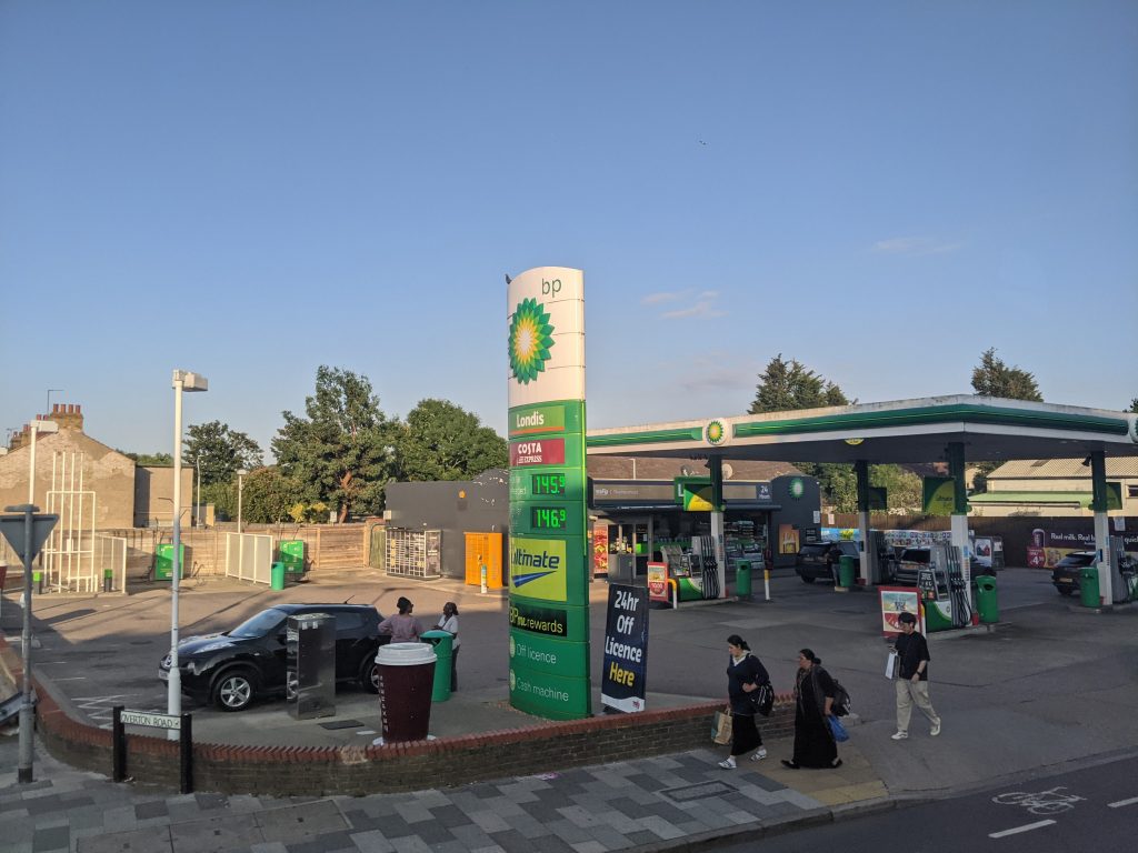 Abbey Wood petrol station near station purchased for new homes - Murky ...